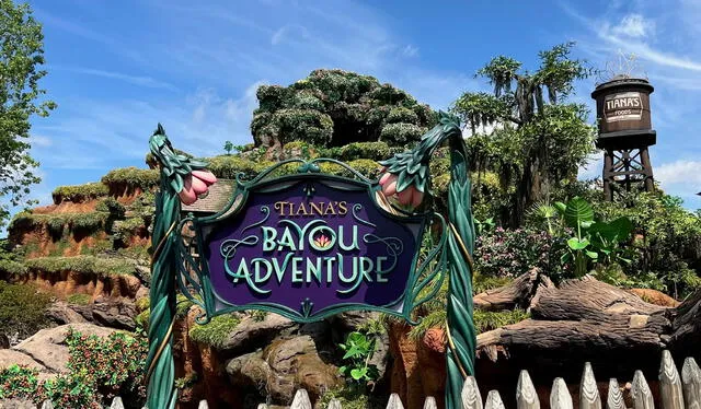 Tiana's Bayou Adventure es una atracción de tobogán de troncos inspirada en la película de Disney de 2009, La princesa y el sapo. Foto: USA Today   