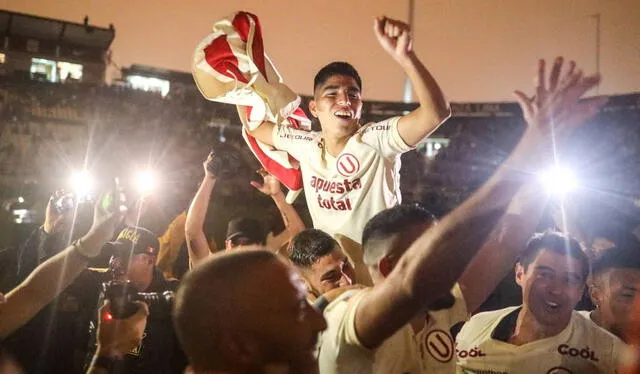  Universitario es el actual campeón del fútbol peruano tras derrotar a Alianza Lima en la final de 2023. Foto: Universitario    