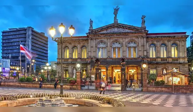 Teatro Nacional de Costa Rica, en América Central   