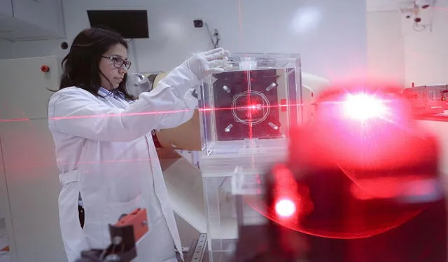 Laboratorio de calibraciones dosimétricas. Calibra y estandariza los equipos emisores de radiaciones en el campo médico, industrial y otros. Foto: IPEN   