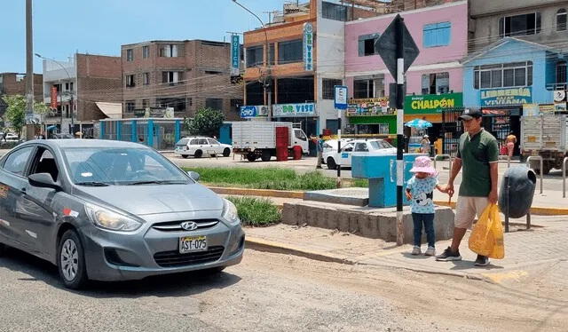 obras en la avenida Santa Rosa de SJL