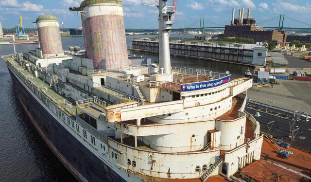 El SS United States se inauguró en 1952 como el transatlántico más rápido y lujoso a nivel mundial. Foto: BillyPenn   