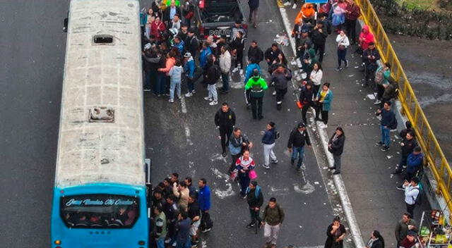 Paro de transportistas en Perú