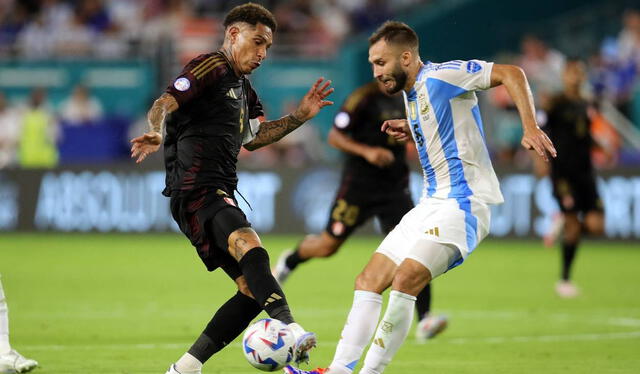  La última vez que Paolo Guerrero jugó con la camiseta de Perú fue en la Copa América 2024 contra Argentina. Foto: AFP    