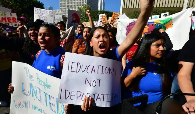 Estudiantes latinos buscan mejores opciones para ir a la universidad en USA. Foto: USA Today    