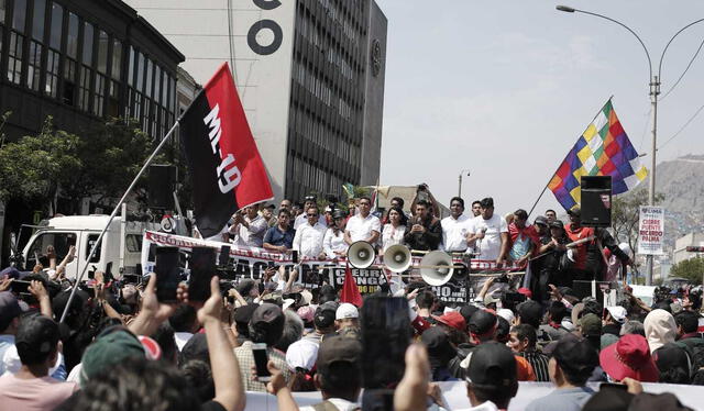 Manifestaciones del 23 de octubre contra la delincuencia y el crimen organizado fueron consideradas un éxito por los protestantes. Foto: John Reyes.   