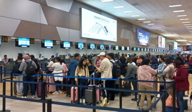 Canatur inauguración del aeropuerto