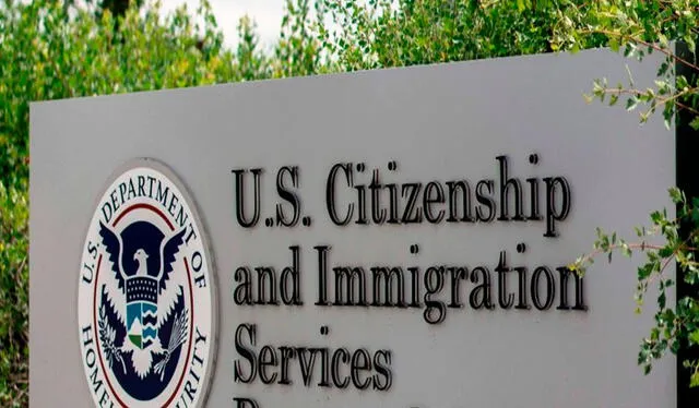  USCIS emitió un aviso en sus cuentas oficiales para advertir que aquellos que recibieron un mensaje deben responder lo más rápido posible. Foto: Nextgov   