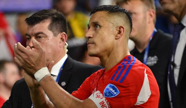  Alexis Sánchez volvería a la selección chilena para enfrentar a Perú en la próxima fecha doble. Foto: AFP  