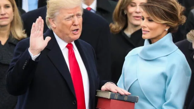 Donald Trump juramentando como presidente de Estados Unidos en 2017. Foto: BBC News   