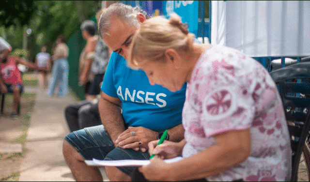 Las jubilaciones y pensiones de ANSES también tendrán un aumento en noviembre. Foto: ANSES   