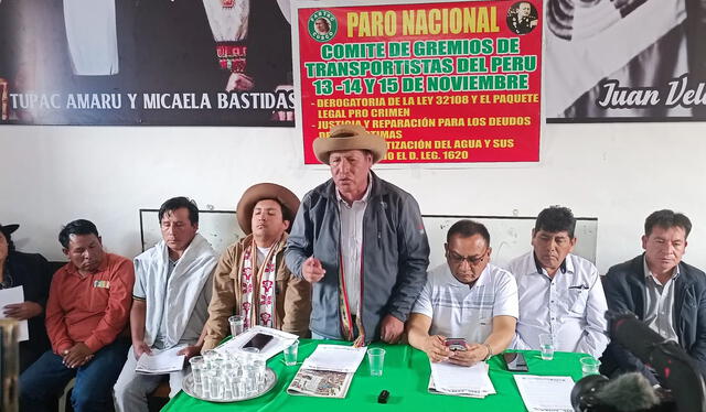 Gremios de transportistas en Cusco hace un llamado a los ciudadanos a mantenerse atentos para no caer en provocaciones ante posible infiltrados en las manifestaciones. Foto: Luis Álvares   