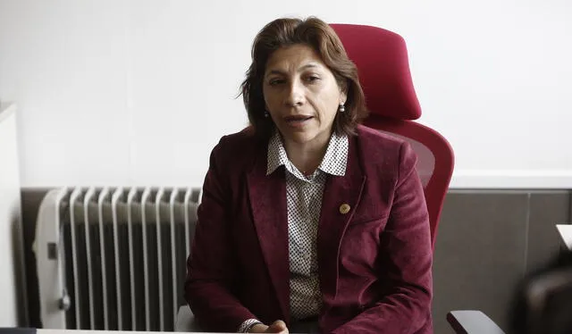  La Directora del Instituto Confucio reveló los nuevos proyectos que viene realizando la institución para promover el idioma chino mandarín en el Perú. Foto: La República/Entrevista conjunta organizada por People’s Daily   