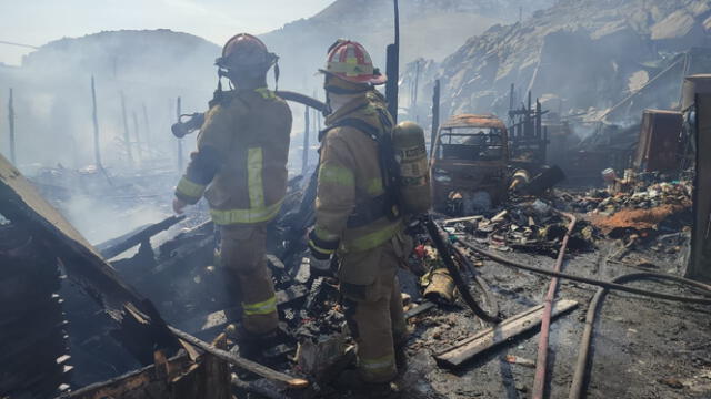 Locales en donde se produjo el incendio no contaban con permisos para funcionar. Foto: municipalidad de Chorrillos.   