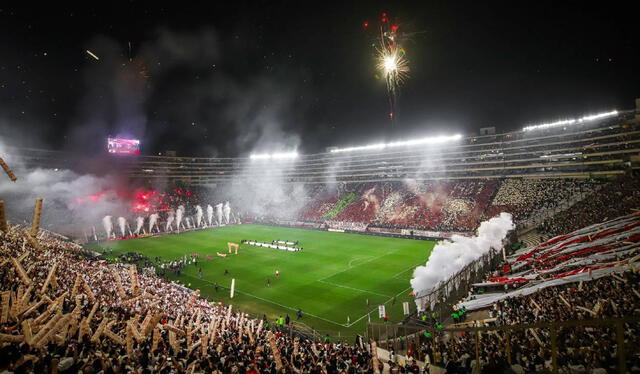  Universitario es dueño del Estadio Monumental, coloso que también suele ser escenario de los partidos de la selección peruana. Foto: Universitario    