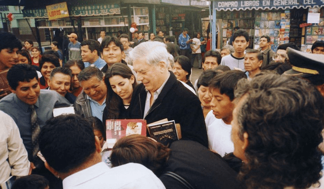  Oswaldo Reynoso, Arturo Corcuera, Maruja Valcárcel, Pablo Macera y Mario Vargas Llosa son los escritores que visitaron la librería Amazonas. Foto: Google.  