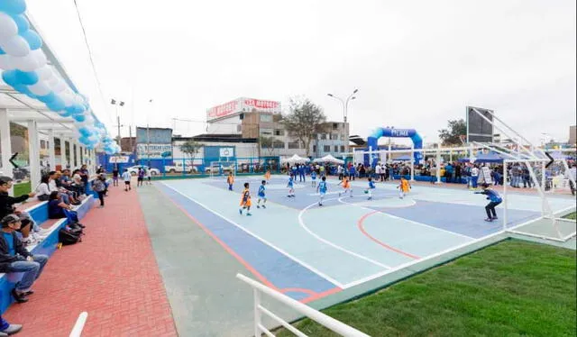 Parque con áreas deportivas habilitadas