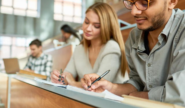  Harvard brinda diversas recomendaciones para que todos refuercen la agilidad de su mente.   