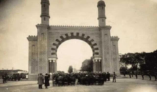  El Arco Morisco fue inaugurada en 1924 y se ubicó en la avenida Leguía. Foto: Embajada de España en Perú/Facebook   