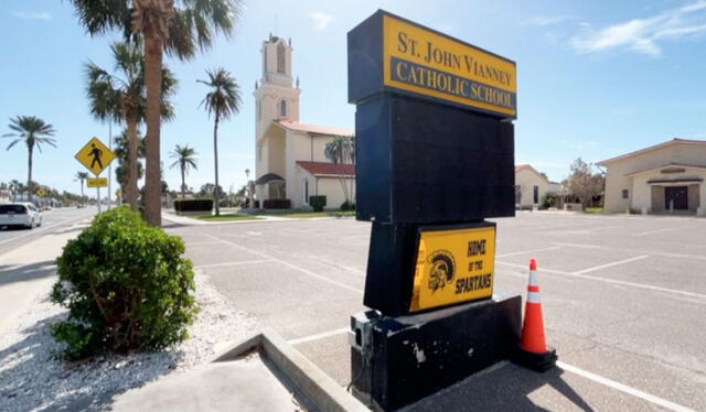  Tras analizar el impacto económico y logístico que implicaría la reconstrucción, las autoridades determinaron que no era factible rehabilitar el edificio en el corto plazo. Foto: ABC Action News   