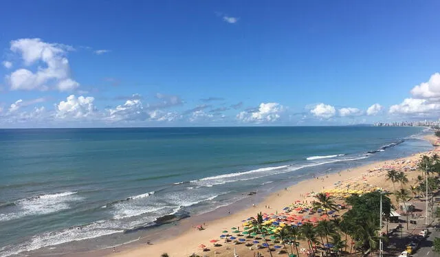 A pesar de su fama, Boa Viagem en Recife recibe millones de turistas de cada año. Foto: Tripavisor.    