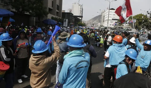 Mineros artesanales exigen atención a sus demandas