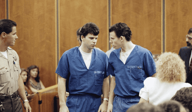  Los hermanos Menéndez fueron sentenciados por asesinato a sus padres en 1989, en California. Foto: Los Ángeles Times   