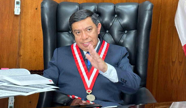 Manuel Luján Túpez   