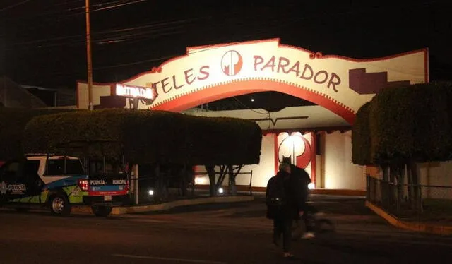  El personal del motel encontró los cuerpos en altas horas de la madrugada. Foto: El sol de Puebla   