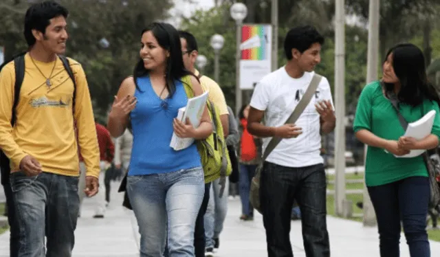 De acuerdo con la información de la Oficina Central de Admisión (OCA), la carrera que registró 1.385 postulantes fue Ingeniería de Sistema. Foto: Difusión.   