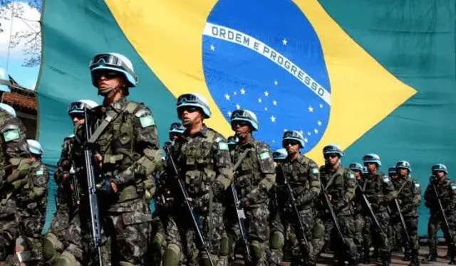  Las Fuerzas Armadas de Brasil están formadas por una tropa de más de 339.000 efectivos, de los cuales 18.000 son mujeres. Foto: Zona Militar.    