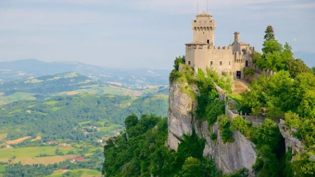  Pese a no formar parte de la Unión Europea, San Marino sí tiene euro. Foto: Expedia.com.    