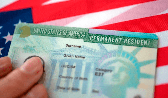 Las nuevas medidas dificultarán a muchos inmigrantes obtener la Green Card, enfocándose en quienes tienen habilidades clave, especialmente en áreas como STEM. Foto: Business Today    