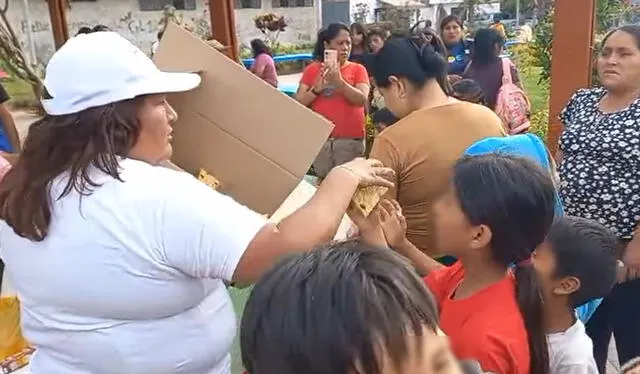 Chocolatada tuvo asistencia masiva. Foto: Radio A1 88.7 FM/ Facebook    