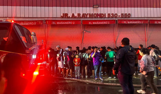 Incendio en inmueble de La Victoria se reporta cerca de El Mañanero 2