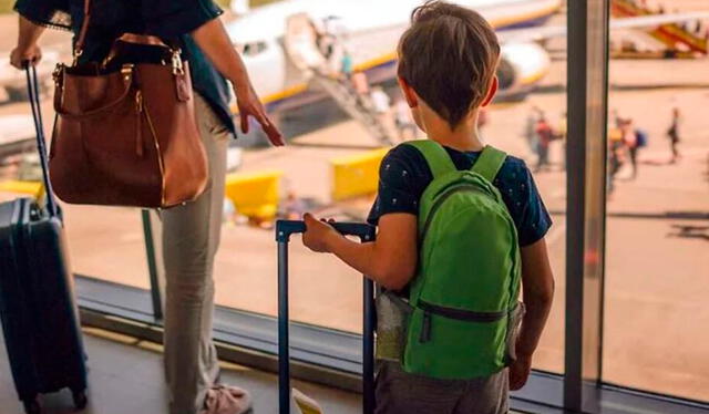 Congreso Aprueba Que Menores De Edad Viajen Al Extranjero Con ...