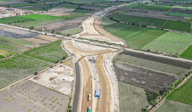  Perú está a punto de iniciar el proyecto vial más ambicioso de su historia. Foto: Revista constructivo   