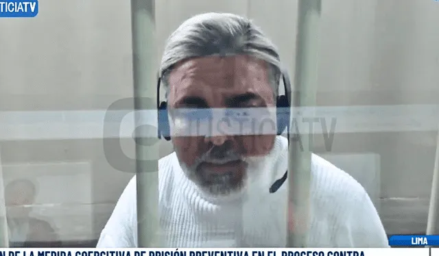  Andrés Hurtado durante de variación de prisión preventiva a cargo del juez Juan Carlos Checkley. | Foto: JusticaTV.<br><br>    