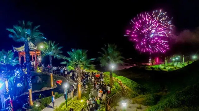  El Malecón de Miraflores se prepara para festejar el Año Nuevo. Foto: gob.pe.    