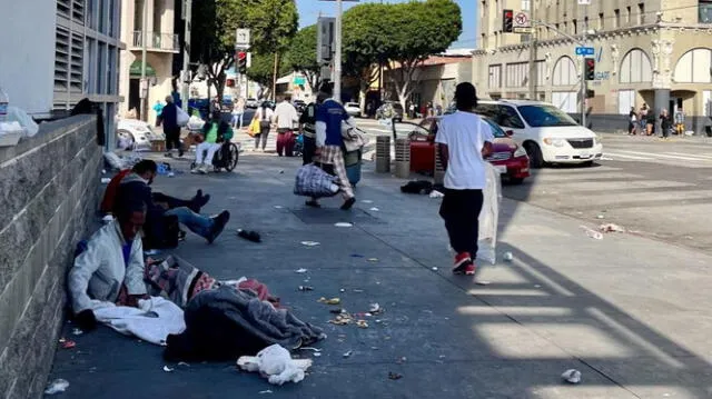  La falta de vivienda entre la población inmigrante en California es un problema social urgente que requiere atención inmediata. Foto: RTVE   