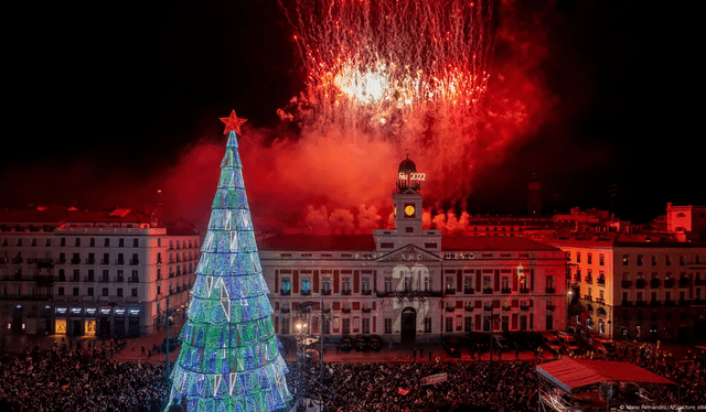  Los madrileños transformaron una reivindicación en una tradición al celebrar el fin de año a su manera. Foto: DW.    