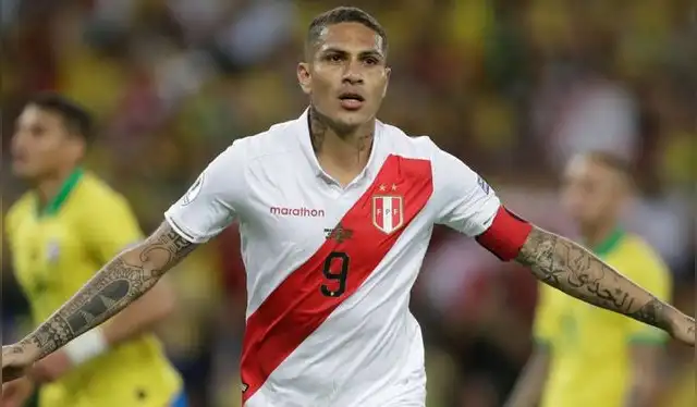  Guerrero anotó su último gol oficial con Perú en la derrota con Brasil en la final de la Copa América 2019. Foto: EFE    