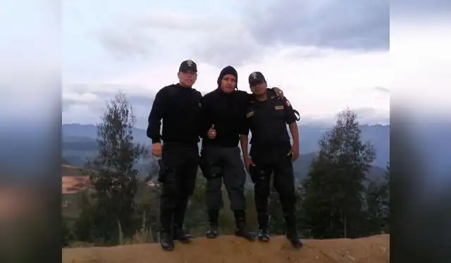 Policías de Yerbateros   