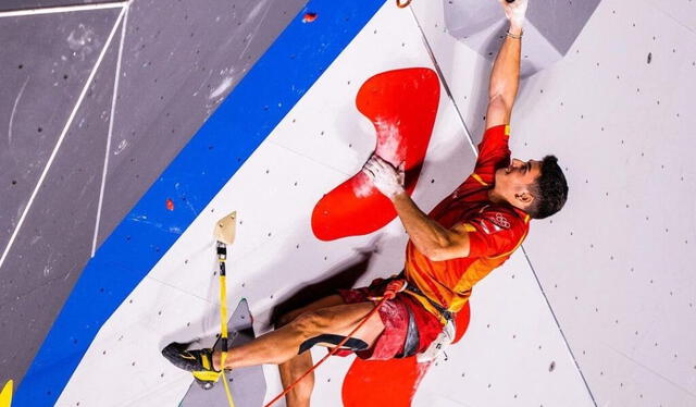  La escalada urbana ha ganado popularidad en los últimos años y, como muestra de su crecimiento, fue incluida como disciplina olímpica en los Juegos Olímpicos de Tokio 2020. Foto: WOGU   