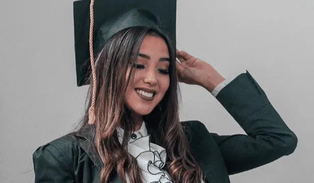 Xiomy en su graduación de la universidad. Foto: Instagram/xiomykanashiro    