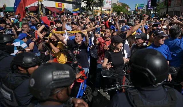  Seguidores de la oposición se reunieron para protestar contra el régimen de Nicolás Maduro. Foto: AFP   