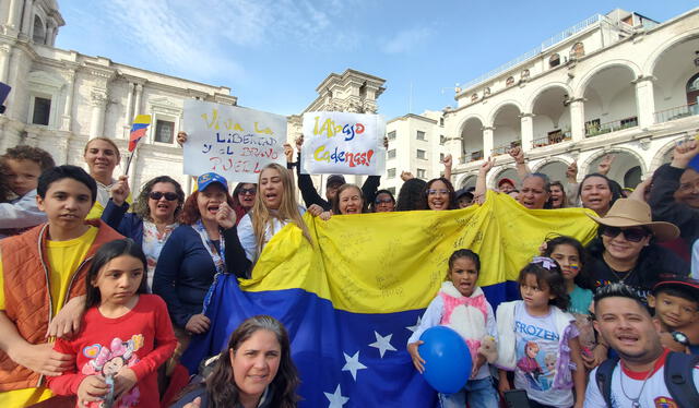  Familias se sumaron a protestas desde Arequipa. Créditos: Leonela Aquino / URPI-LR   