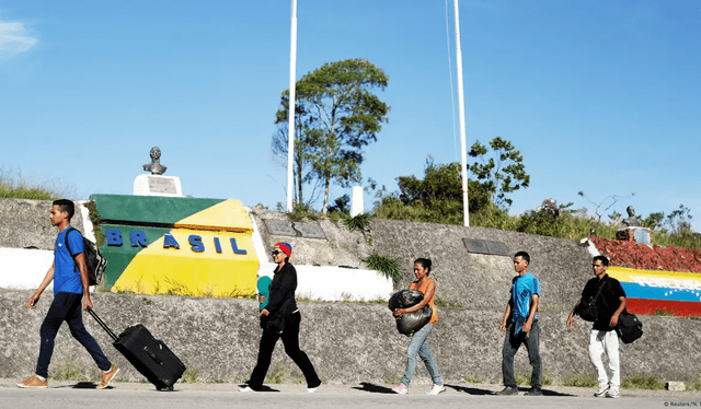  La frontera con Brasil permaneció abierta hasta las primeras horas de la mañana del 10 de enero, pero alrededor de las 11:00 a. m. se informó su cierre. Foto: DW.    