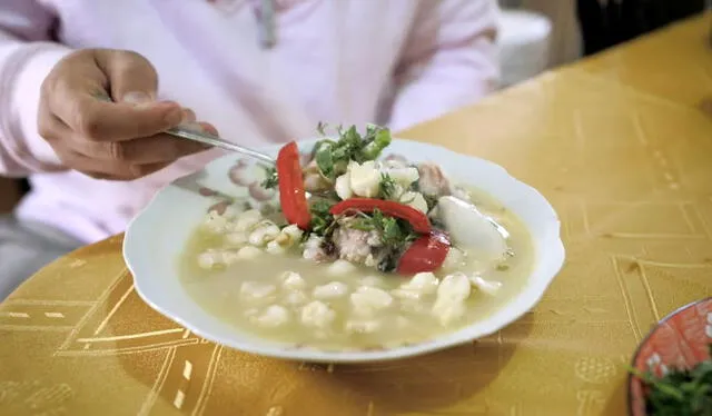  Sopa de mote. Foto: Calixto Serna - México Cooking Club   