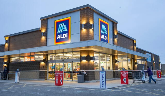  Los supermercados de descuento, como Aldi, han ganado popularidad en Estados Unidos gracias a sus precios bajos y productos de marca propia.Foto: USA Today   